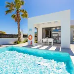Вилла Salty Sun 2 Кремасти